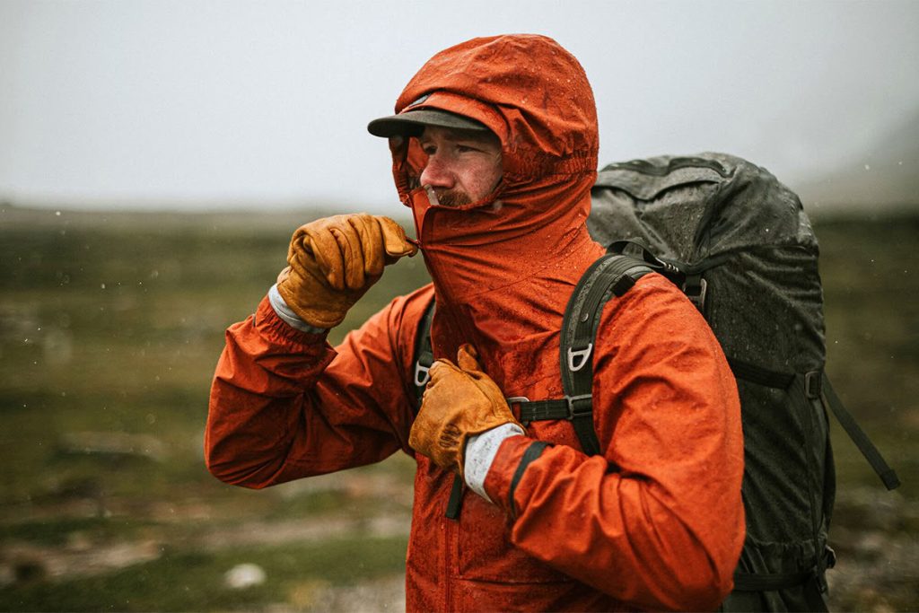 Лучшие средства защиты от ветра для походов