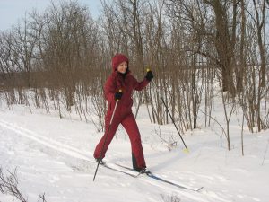 Как выбрать утепленный комбинезон для длительных лыжных прогулок